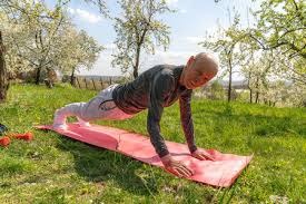 巴媒：格雷米奥主席候选者曾想招募本泽马，以此当竞选筹码