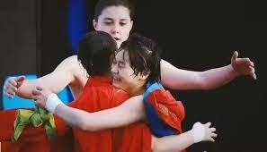 又是国家德比，巴萨和皇马连续4年会师西超杯决赛