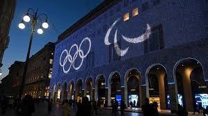 《为什么棒球是日本的“国球”？解读甲子园背后的热血与泪水》